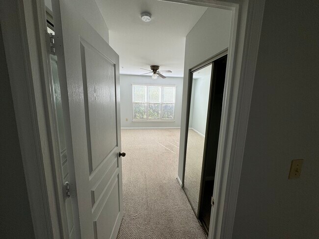 Building Photo - 12915 Alton Sq