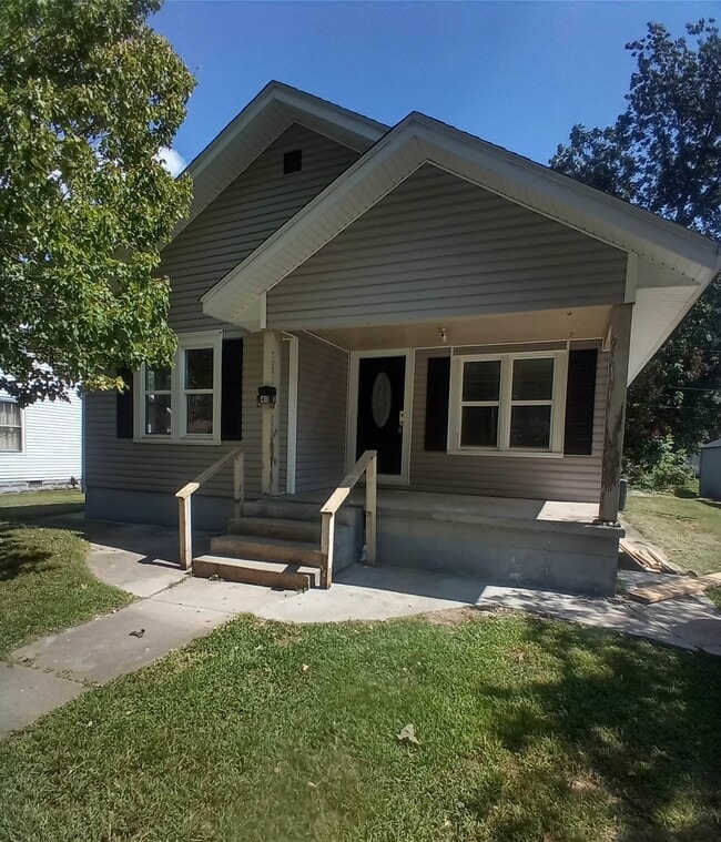 Building Photo - 411 Matthews Ave