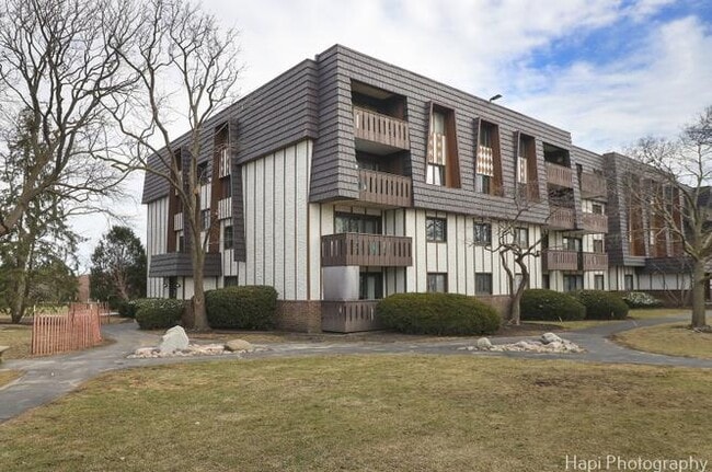 Building Photo - 13200 W Heiden Cir