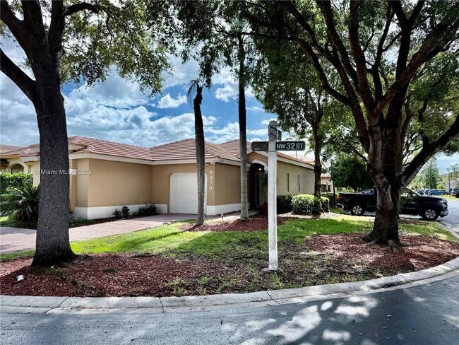 Foto del edificio - 9970 NW 32nd St