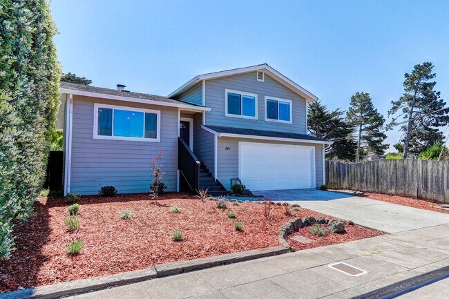 Building Photo - 3 Bed, 2 bath (+bonus room) home in Moss B...