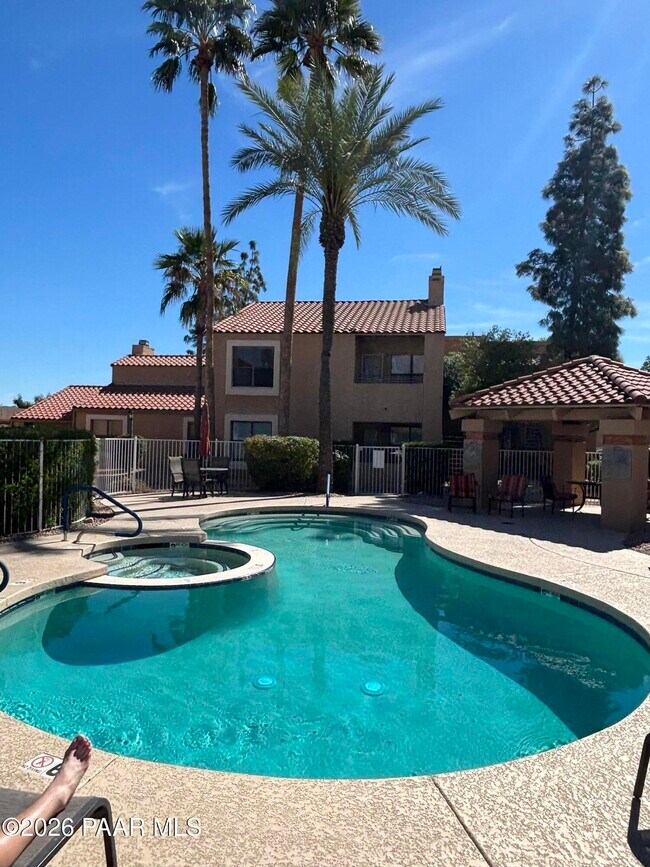 Foto del edificio - 8787 E Mountain View Rd