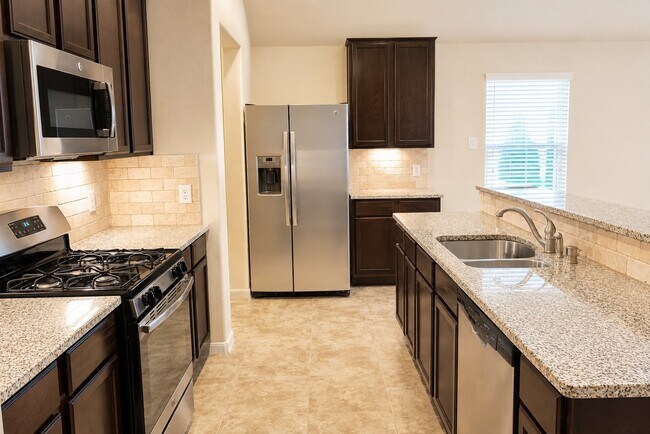 Foto del edificio - 23434 Azalea Hill Trail