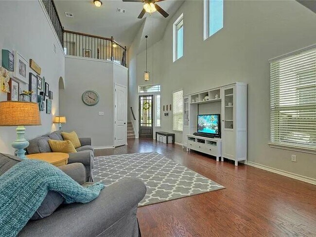 Building Photo - 1324 Clearwing Cir