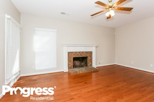 Building Photo - 12116 Sandringham Pl