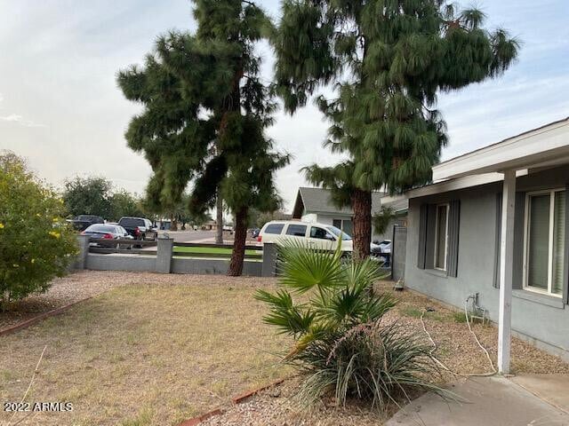 Building Photo - 1416 E Del Rio Dr
