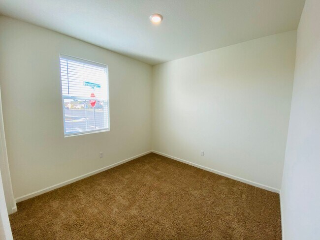 Foto del edificio - $300 Move-In Bonus - Brand New Home in Linda