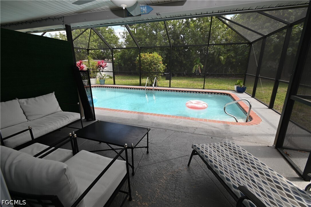 Foto del edificio - 206 Cape Coral Pkwy W