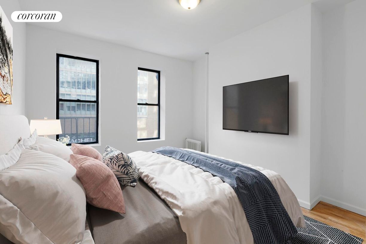 Foto principal - 156 Columbus Ave
