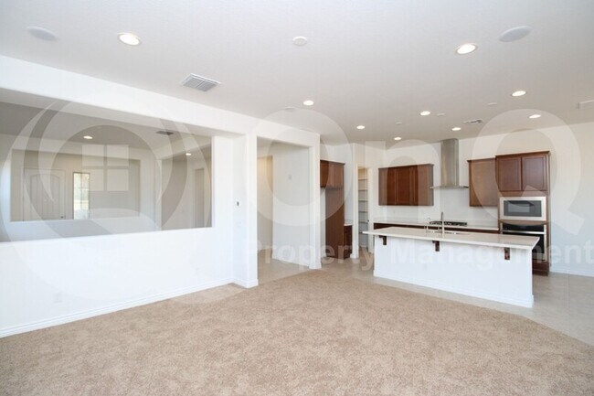 Building Photo - 3828 E Austin Dr