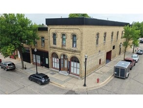 Building Photo - 545 Pacific Ave SW