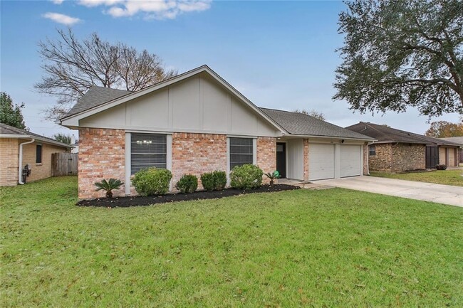 Building Photo - 3619 Fiddlers Green Dr