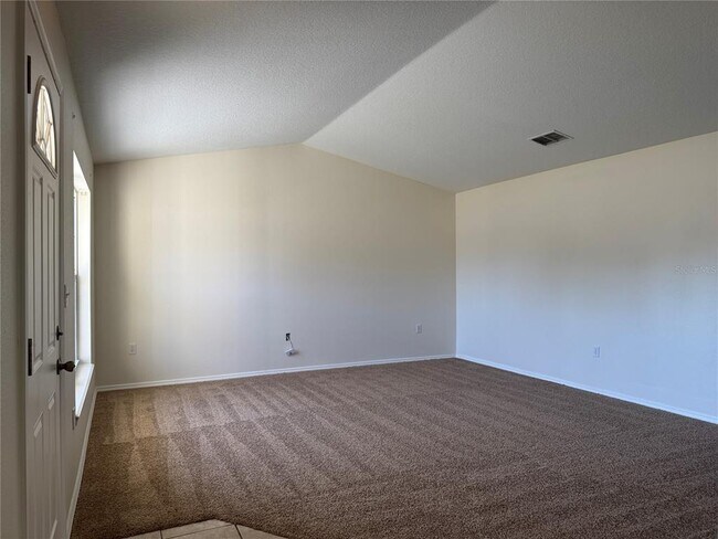 Foto del edificio - 10425 Chalmer St