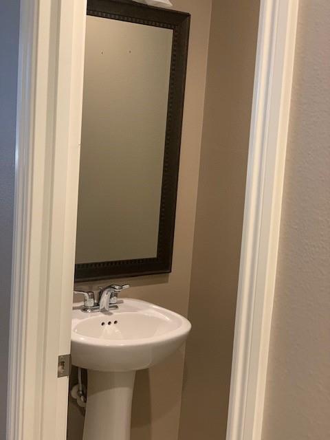 Foto del edificio - 2205 Lombard Ln