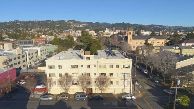 Building Photo - 2091 California St