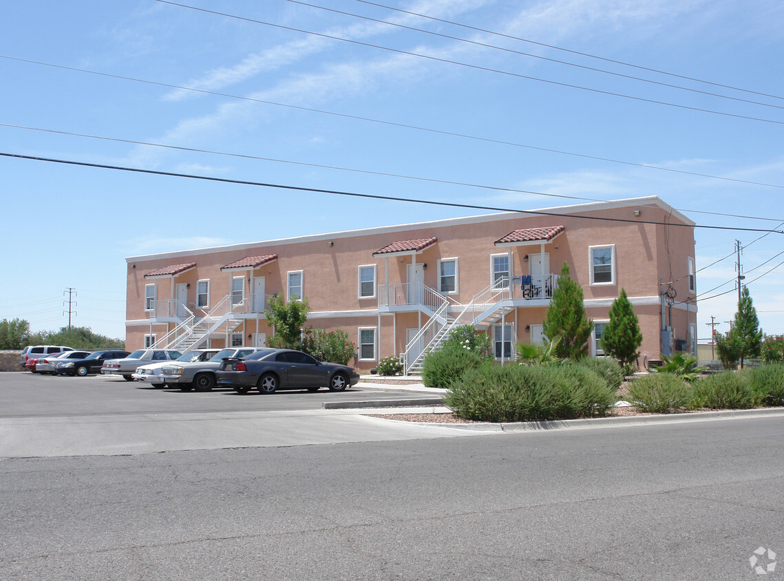 Building Photo - 254-258 Mcclintock Dr