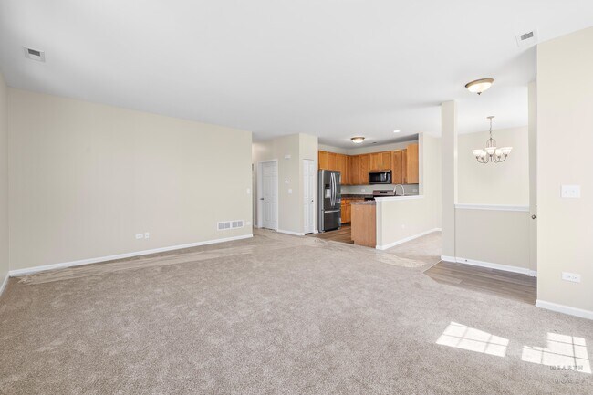 Building Photo - 1544 Matthew Dr