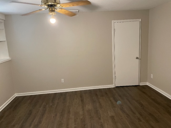 Foto del edificio - 3230 Meadowlark Ln NW