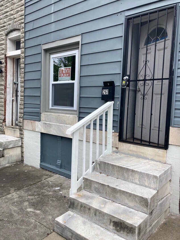 2613 E Monument St, Baltimore, MD 21205 Townhome Rentals in Baltimore