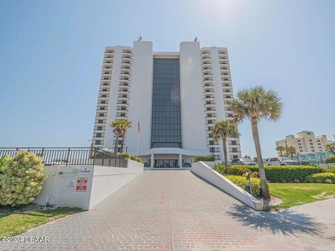 Foto principal - 2555 S Atlantic Ave