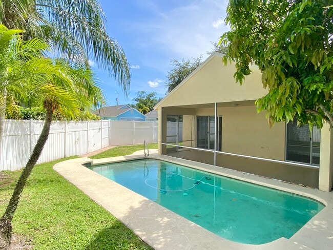 Foto del edificio - 103 Pennock Landing Cir