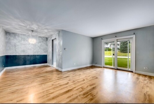 Foto del edificio - 131 E Winchester Rd