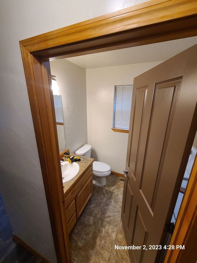 Building Photo - 2418-2420 Ernest