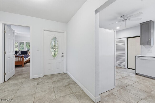 Foto del edificio - 5829 Wild Fig Ln