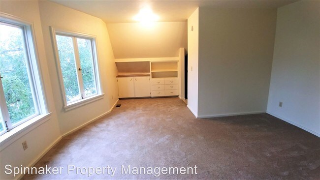 Building Photo - 404 N Tacoma Ave