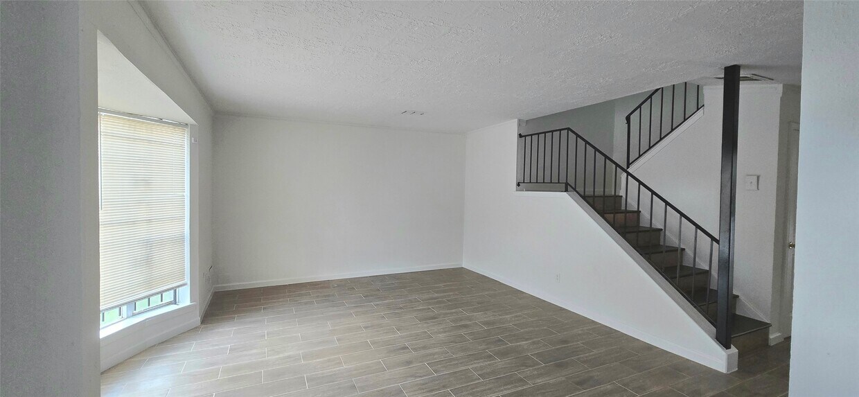 Primary Photo - 7151 Chasewood Dr