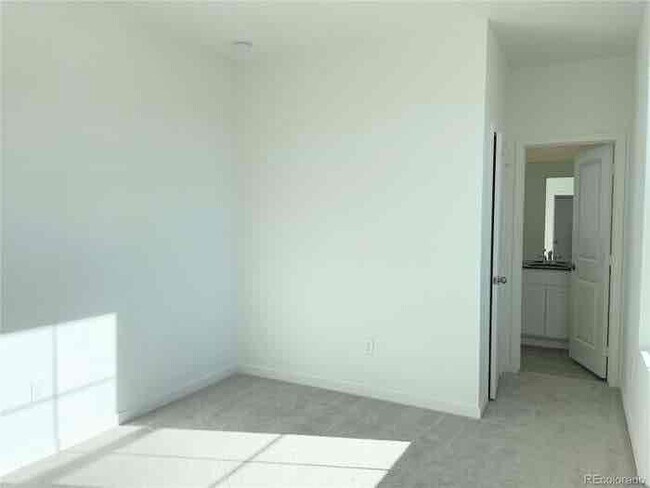 Foto del edificio - 1919 S Fultondale Wy