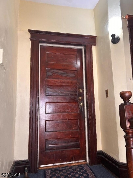 Foto del edificio - 80 Girard Ave