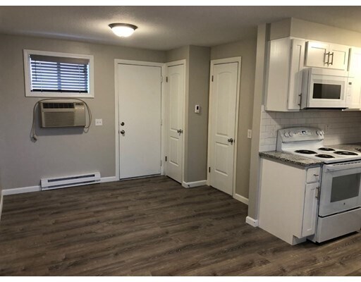 Foto del edificio - 2149 Riverdale St