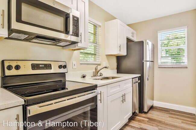 Foto del edificio - 4 br, 1.5 bath House - 4262 SCHANK CT