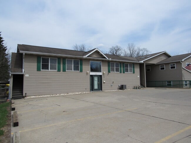 Building Photo - 339 Grandview Ave