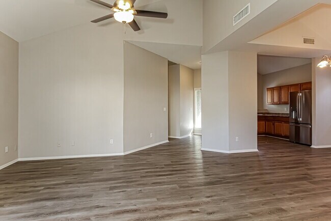 Foto del edificio - 11324 N 82nd Ave