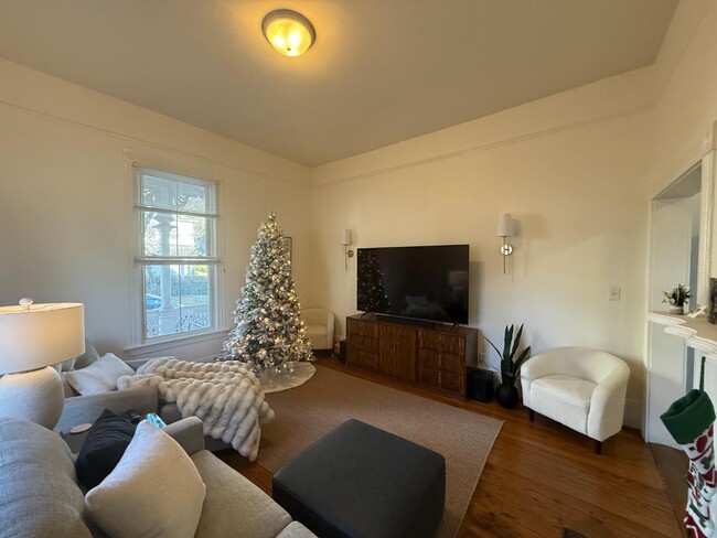 Photo - 605 Harrison St Apartment