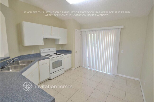 Foto del edificio - 248 Rosita Dr