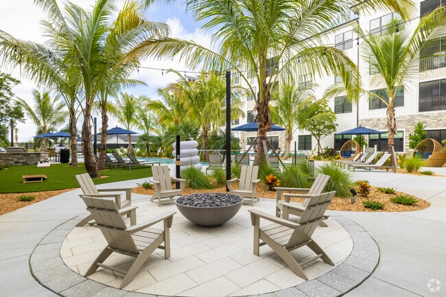 Pozo de fuego - The Stadler Luxury Apartments