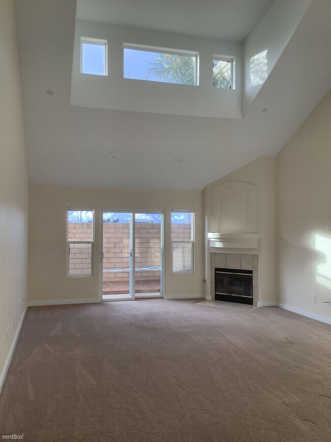 Foto del edificio - 3 br, 2.5 bath Townhome - 2339 Westbury Way