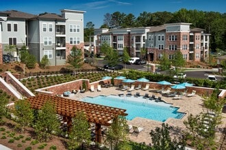 Building Photo - The Meridian Lafayette