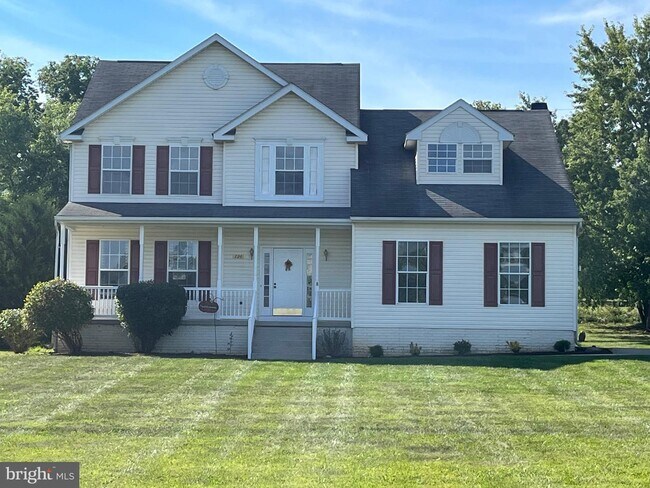 Foto del edificio - 794 Deer Mountain Dr