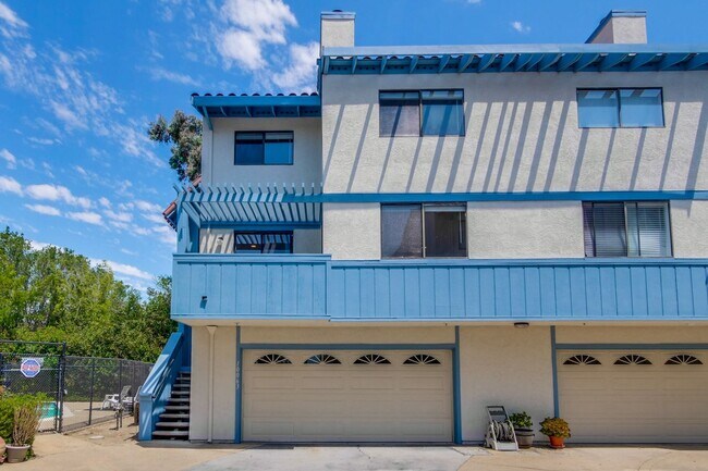 Foto del edificio - Avaiable Now! Condo Near Cupertino High | ...