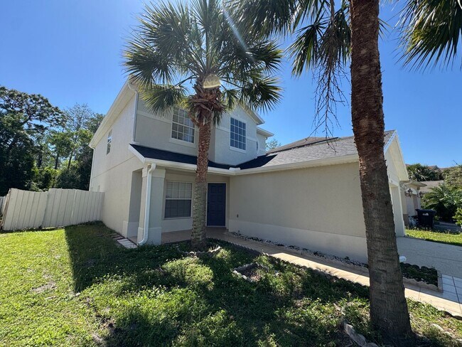 Building Photo - OVERSIZED 3BR / 2.5BA HOME FOR RENT