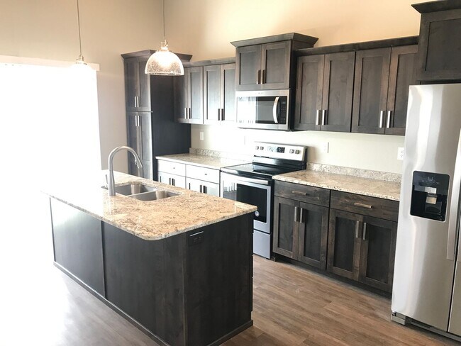 Foto del edificio - 4 Bed 2.5 Bath Single Family Home