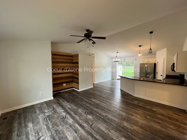 Foto del edificio - 6720 W Legacy Dr