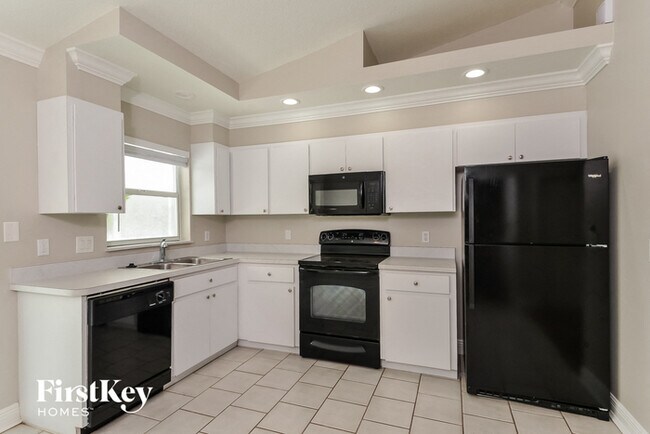 Building Photo - 1754 Nimbus Dr