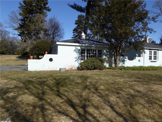 Building Photo - 24 Wallacks Dr