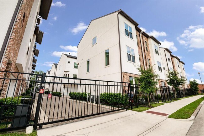 Foto del edificio - 710 Clark St