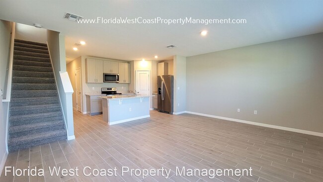 Building Photo - 3 br, 2.5 bath House - 5836 Ocean Isle Dr